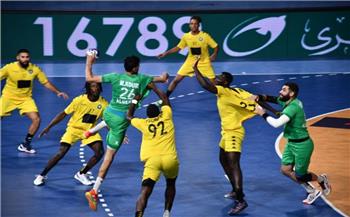 الجزائر تهزم غينيا وتخطف آخر مقعد لبطولة العالم لكرة اليد