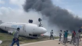 تحطم طائرة ركاب أثناء هبوطها في مطار بالصومال