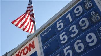 لأول مرة منذ شهرين.. انخفاض سعر البنزين في الولايات المتحدة