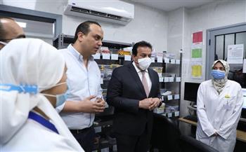   القائم بأعمال وزير الصحة يتفقد وحدة طب أسرة «السبع آبار الشرقية»