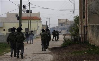الاحتلال الإسرائيلي يقتحم مخيم شعفاط ويداهم عددا من المحلات التجارية