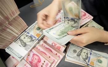 الصين تحدد سعر الدولار أمام اليوان عند 6.7522