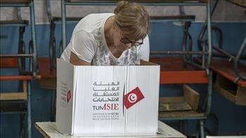 انطلاق عملية الاستفتاء على مشروع الدستور الجديد في أنحاء الجمهورية التونسية