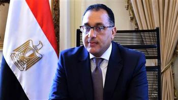 رئيس الوزراء يتفقد مشروع تطوير منطقة سور مجرى العيون