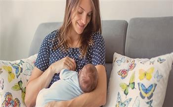 هل ينتقل فيروس كورونا للطفل أثناء الرضاعة الطبيعية؟.. الصحة تجيب