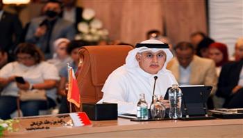 وزير التجارة البحريني: حققنا نجاحا ونموا متواصلا بالسنوات الماضية في القطاع الصناعي