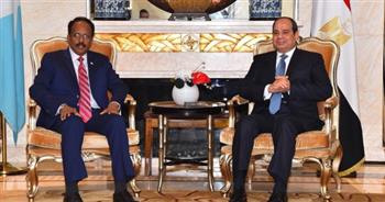 الرئيس يؤكد استعداد مصر لمواصلة تقديم الدعم للصومال لبناء وترسيخ مؤسسات الدولة