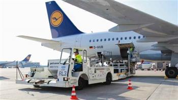 موظفو الخدمات الأرضية بشركة الطيران الألمانية "لوفتهانزا" أعلنوا الإضراب