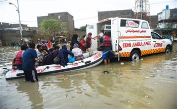 الإمارات تتضامن مع باكستان وتعزّي في ضحايا الفيضانات والسيول