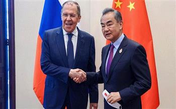 وزيرا خارجية روسيا والصين يشيدان بتطور العلاقات الثنائية في ظل الوضع الجيوسياسي المعقد