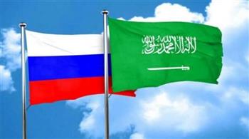 السعودية وروسيا يبحثان سبل تعزيز التعاون بين البدين