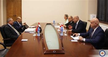 مساعد وزير الخارجية للشئون الأوروبية يعقد جلسة مشاورات سياسية أثناء زيارته جورجيا