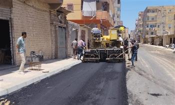 محافظ الإسكندرية يتابع خطة رصف الشوارع بمختلف أحياء المدينة