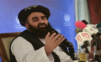 وزير الخارجية الأفغاني يدعو المجتمع الدولي للمشاركة في إعادة إعمار بلاده