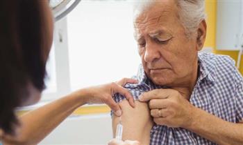 لكبار السن .. تطعيم الإنفلونز يحميك من الزهايمر