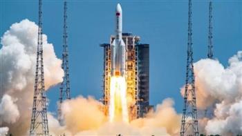 حطام صاروخ الفضاء الصيني يسقط في المحيطين الهادئ والهندي