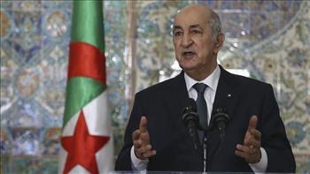 تبون يقلد رئيس أركان الجيش الجزائري رتبة "فريق أول"