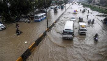 ارتفاع ضحايا الأمطار والفيضانات في باكستان إلى 77 قتيلاً