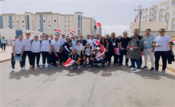 بعثة مصر تتوجه للصالة المغطاة لدعم المنتخب الوطني الأول لكرة اليد بوهران (صور)