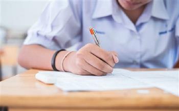 امتحان «الإنجليزي» للصف الثالث الثانوي 2022.. تباين الآراء وشكاوى من ضيق الوقت