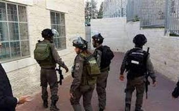 الاحتلال الإسرائيلي يقتحم مقر نادي هلال القدس