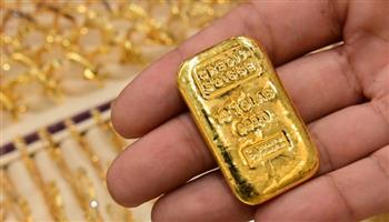 سيصل إلى 1800 دولار للأوقية.. مسئول بـ«التموين» يكشف سبب ارتفاع الذهب