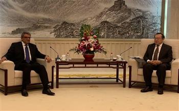 وزير خارجية الحزب الشيوعي الصيني يستقبل سفير مصر في بكين  