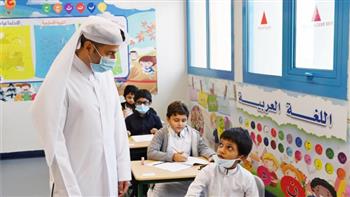 قطر تلزم الطلاب بارتداء الكمامات وإجراء فحص كورونا للسماح لهم بدخول المدارس