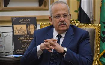 رئيس جامعة القاهرة يوجه بسرعة تنفيذ ترشيد استهلاك الكهرباء