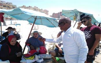 محافظ الإسكندرية يوقع غرامات مالية على 9 من مستأجري الشواطئ المخالفة