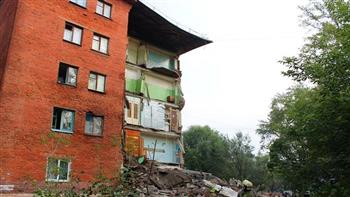 انهيار جزئي لمبنى سكني في شرق روسيا