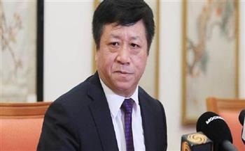 السفير الصينى: الصين ستواصل زيادة التسويات بالعملات الوطنية في التجارة مع روسيا