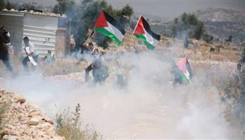 إصابة عدد من الفلسطينيين بالرصاص المعدني والاختناق خلال قمع الاحتلال الإسرائيلي مسيرتي كفر قدوم وبيت دجن