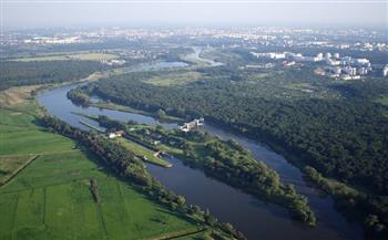 بولندا ترصد مكافأة 220 ألف دولار للعثور على مسممي نهر "أودر"