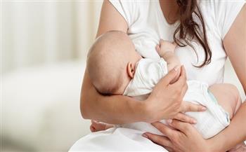 تجنبي السكاتة أو الببرونة.. نصائح لكل أم بشأن الرضاعة الطبيعية بعد الولادة مباشرةً