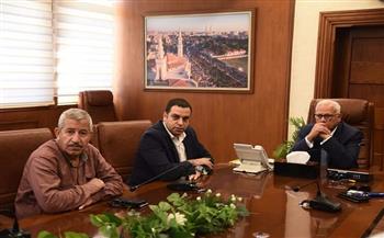 محافظ بورسعيد يستعرض مستجدات المبادرة الوطنية للمشروعات الخضراء والذكية 