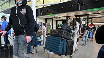 مطار هيثرو البريطاني يمدد القيود على عدد الرحلات لنهاية أكتوبر المقبل
