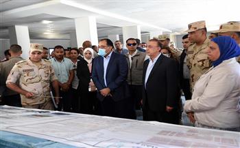 رئيس الوزراء يزور ميناء الإسكندرية ويتابع تطبيق منظومة التسجيل المسبق للشحنات 