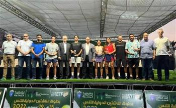 مصريان يتوجان بلقب البطولة الدولية لناشئي التنس