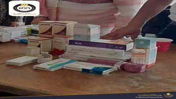 هيئة الدواء المصرية: ضبط ٩ أماكن غير مرخصة وأدوية مجهولة المصدر ومخدرة تقدر قيمتها بـ ٢ مليون و٥٠٠ ألف جنيه