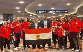 المواي تاي يهدي السفير المصري في ماليزيا ميداليات بطولة العالم  