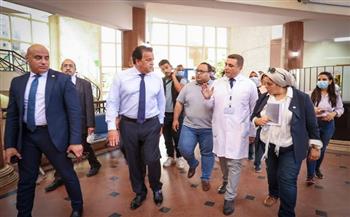 ​وزير الصحة يتفقد مشروع رفع كفاءة قسم العناية المركزة بمستشفى القباري التخصصي