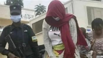 حبس فتاة عشرينية بتهمة ارتداء فستان أسود شفاف في حفلة موسيقية