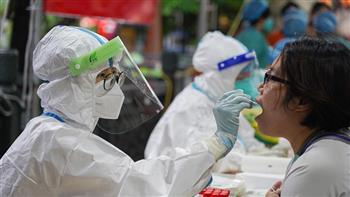 البر الرئيسي الصيني يسجل 380 حالة إصابة مؤكدة جديدة محلية العدوى بكوفيد-19