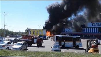 دونيتسك: اندلاع حريق كبير "في مركز التسوق "جالاكتيكا" جراء القصف الأوكراني