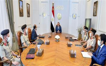 الرئيس السيسي يجتمع مع مستشار رئيس الجمهورية للتخطيط العمراني ومسؤولي الهيئة الهندسية
