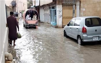 ارتفاع ضحايا الفيضانات في باكستان إلى 1033 شخصاً