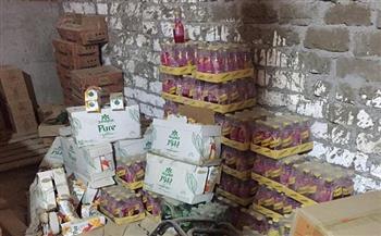 ضبط 108 آلاف عبوة سلع غذائية منتهية الصلاحية ومجهولة المصدر بالإسكندرية