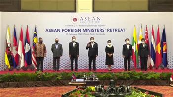 وزراء خارجية رابطة آسيان يبدأون اجتماعات في كمبوديا