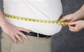 أستاذ تغذية علاجية يحذر الرجال: يجب إنقاص الوزن في هذه الحالة